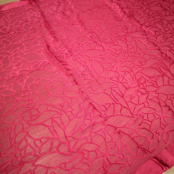 Yves Saint Laurent Scarf - Picture 3 of 4